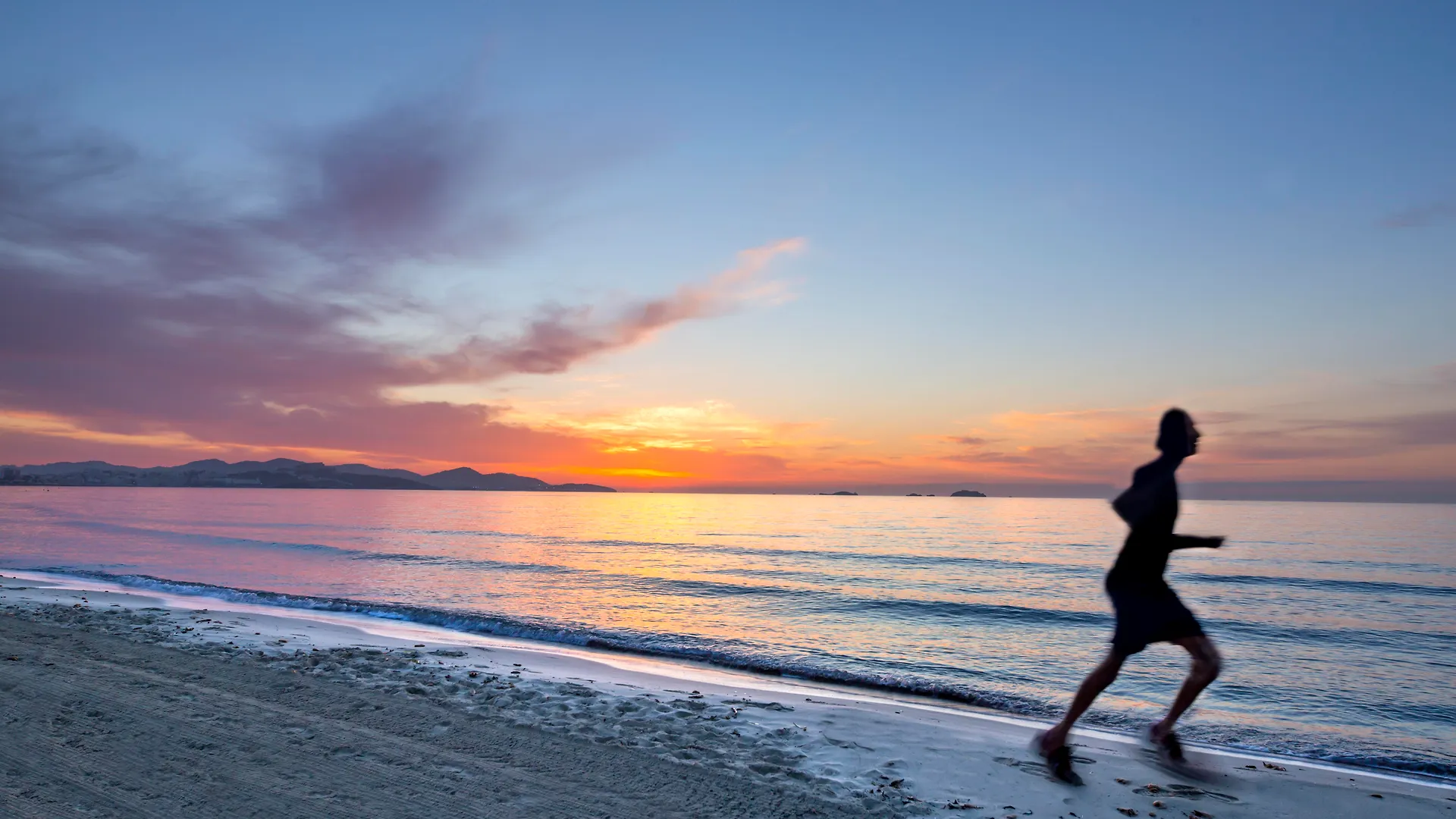 ****  Fergus Style Bahamas (Adults Only) Hotel Playa d'en Bossa Spain