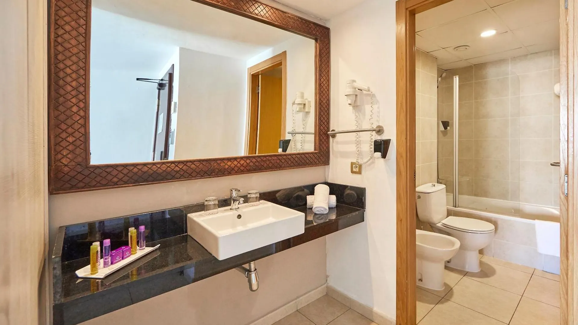 Fergus Style Bahamas (Adults Only) Hotel Playa d'en Bossa